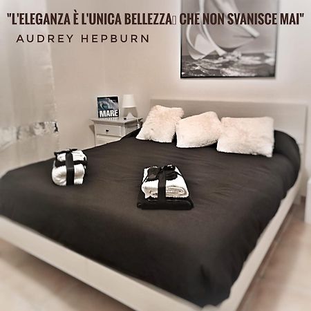 La Terrazza Sul Reno - In Pieno Centro-Due Passi Da Villa Chiara - Comodo Unipol Arena Casalecchio Di Reno Exteriör bild